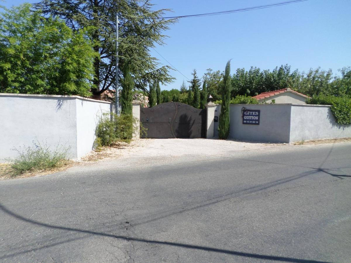 Appartements Et Valreas Bagian luar foto