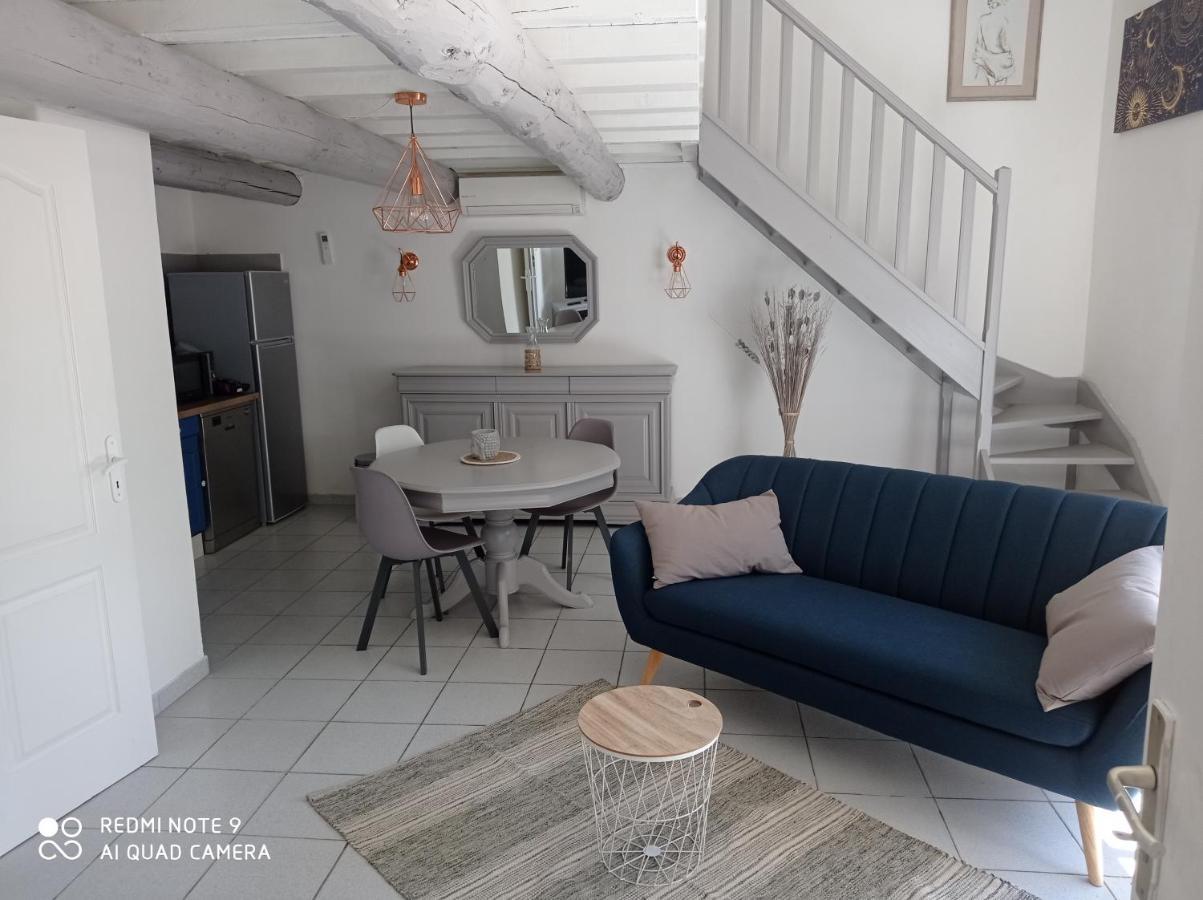 Appartements Et Valreas Bagian luar foto
