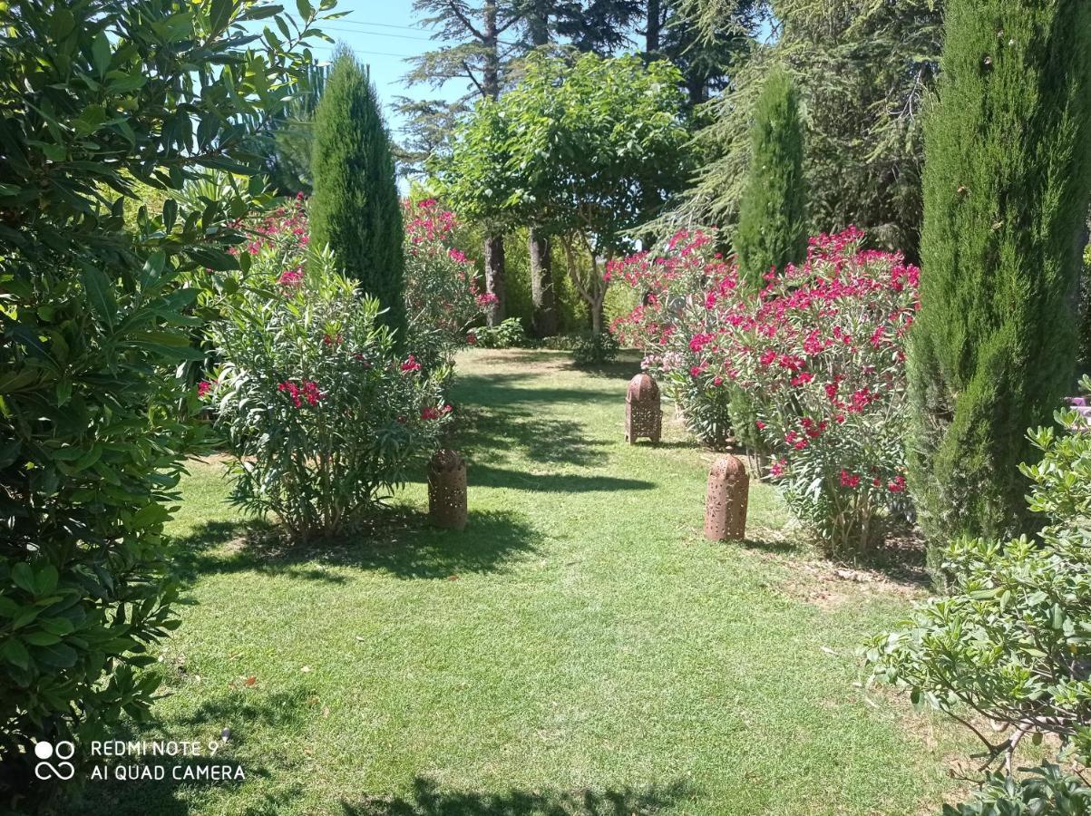 Appartements Et Valreas Bagian luar foto