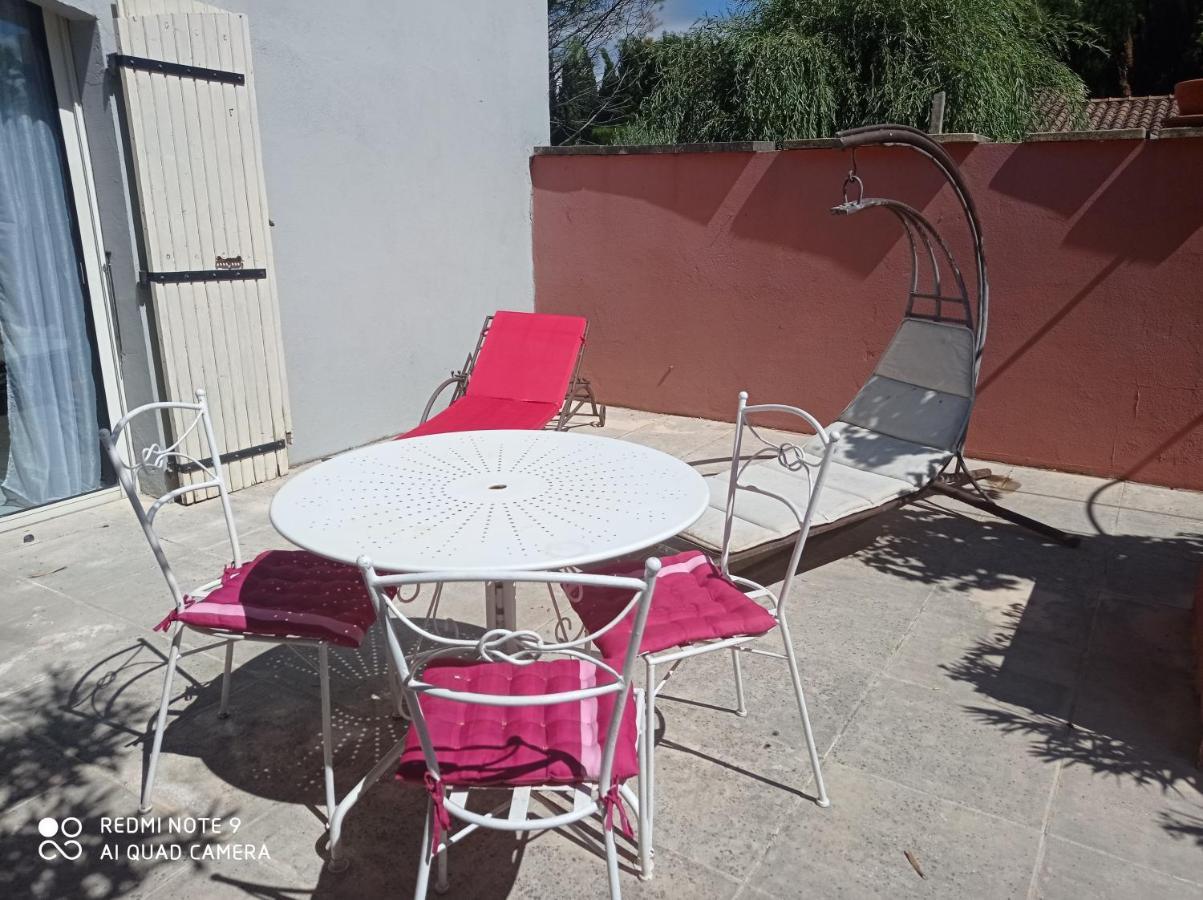 Appartements Et Valreas Bagian luar foto