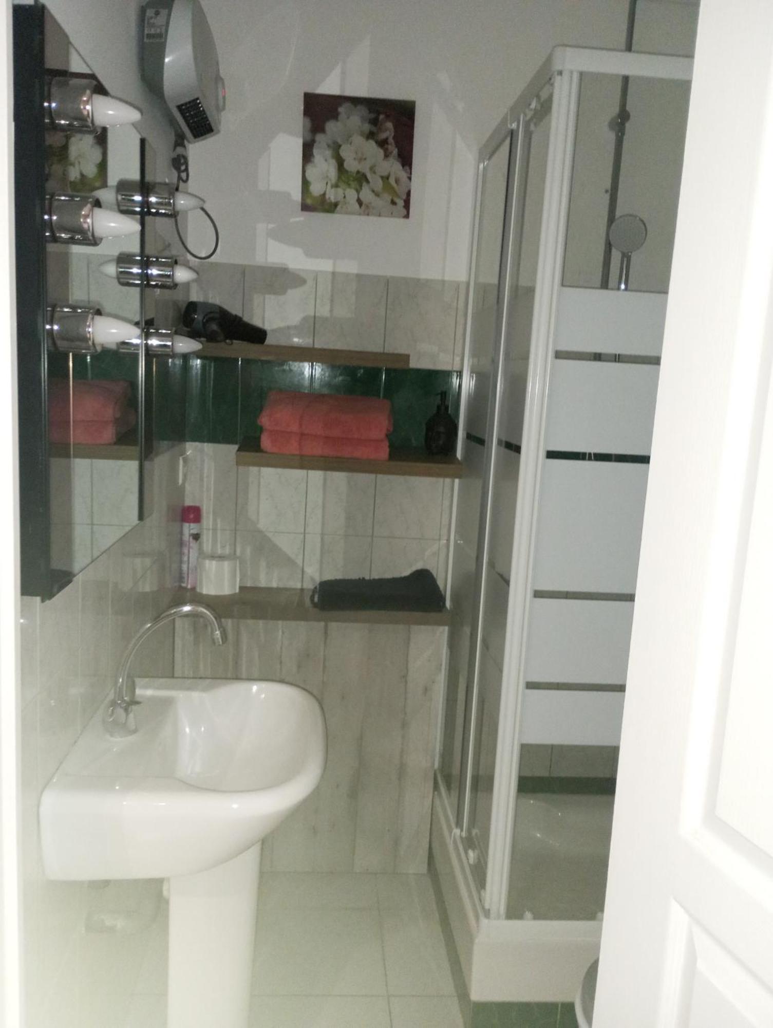 Appartements Et Valreas Bagian luar foto